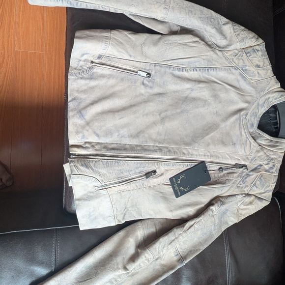 REAL ITALIAN LEATHER JACKET XLARGE, new, tags on. - Picture 5 of 9